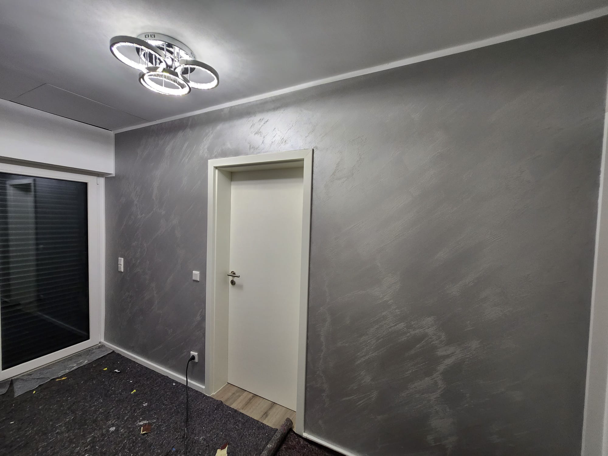 Komplettiertes Bauprojekt mit Galabau und Außenanlagen